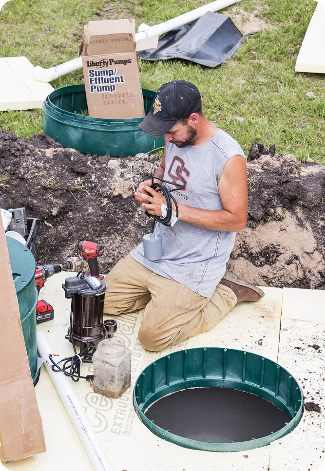 Pumps <span class="red-text">& Septic</span>